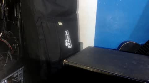 Snapshot of oly10022020 chatting on October 17, 3:20 am OlySantos online show from October 17, 3:20 am