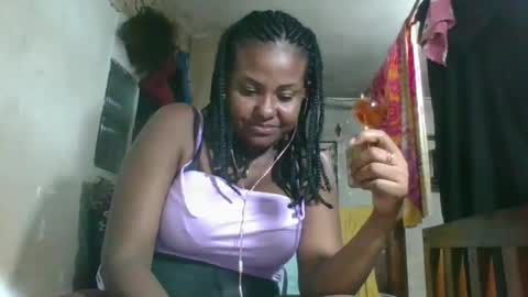 olyvienne90 online show from January 14, 9:37 am