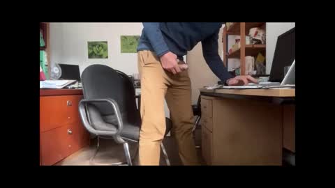 Snapshot of oman19811 chatting on November 23, 10:37 am oman19811 online show from November 23, 10:37 am