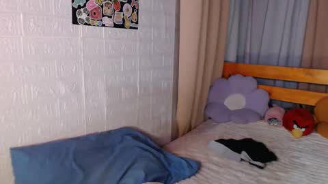 Angel online show from May 7, 11:54 pm