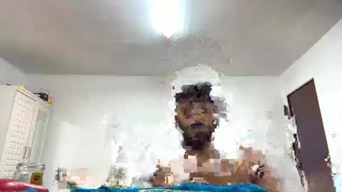 Snapshot of omarsami998 chatting on January 20, 12:07 pm omarsami998 online show from January 20, 12:07 pm