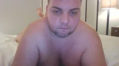 omgmikeydidwhat online show from February 19, 6:33 am