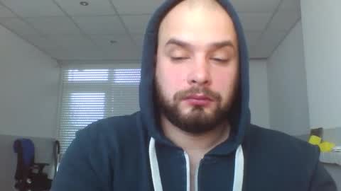 Snapshot of omgwhereim chatting on January 7, 12:41 pm omgwhereim online show from January 7, 12:41 pm