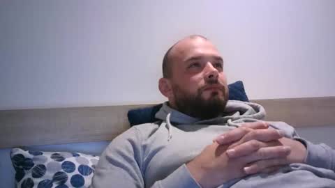 Snapshot of omgwhereim chatting on September 13, 6:18 pm omgwhereim online show from September 13, 6:18 pm