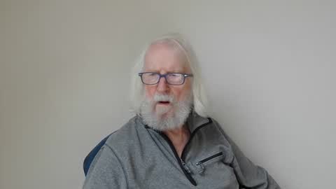 Snapshot of onanister chatting on January 1, 7:41 am Somewhere over the rainbow online show from January 1, 7:41 am