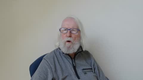 Snapshot of onanister chatting on January 3, 1:25 pm Somewhere over the rainbow online show from January 3, 1:25 pm