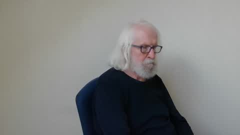 Snapshot of onanister chatting on January 5, 1:26 pm Somewhere over the rainbow online show from January 5, 1:26 pm