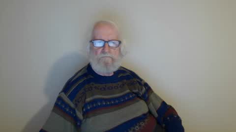 Snapshot of onanister chatting on January 7, 9:03 pm Somewhere over the rainbow online show from January 7, 9:03 pm