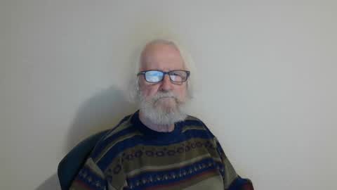 Snapshot of onanister chatting on January 8, 9:12 pm Somewhere over the rainbow online show from January 8, 9:12 pm