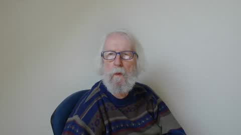 Snapshot of onanister chatting on January 9, 8:13 am Somewhere over the rainbow online show from January 9, 8:13 am