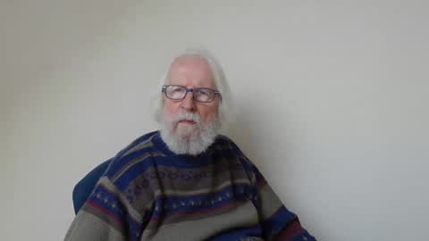 Snapshot of onanister chatting on January 9, 1:13 pm Somewhere over the rainbow online show from January 9, 1:13 pm