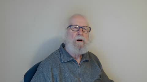 Snapshot of onanister chatting on January 16, 7:49 am Somewhere over the rainbow online show from January 16, 7:49 am