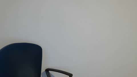 Snapshot of onanister chatting on January 18, 7:28 am Somewhere over the rainbow online show from January 18, 7:28 am