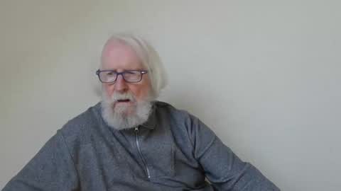 Snapshot of onanister chatting on January 20, 1:11 pm Somewhere over the rainbow online show from January 20, 1:11 pm