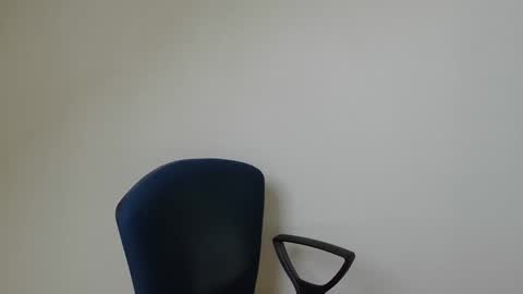 Snapshot of onanister chatting on January 24, 2:08 pm Somewhere over the rainbow online show from January 24, 2:08 pm