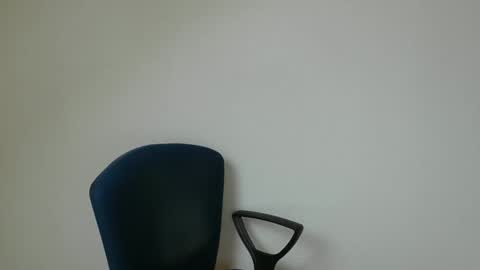 Snapshot of onanister chatting on January 31, 8:11 am Somewhere over the rainbow online show from January 31, 8:11 am