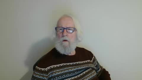 Snapshot of onanister chatting on January 31, 9:37 pm Somewhere over the rainbow online show from January 31, 9:37 pm