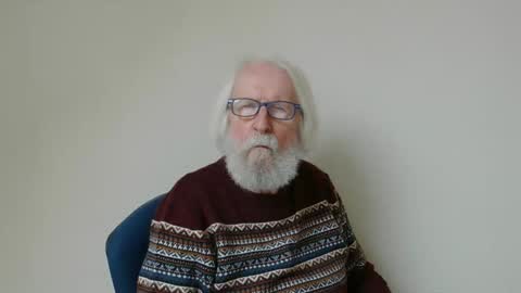 Snapshot of onanister chatting on February 2, 1:19 pm Somewhere over the rainbow online show from February 2, 1:19 pm