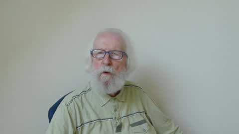 Snapshot of onanister chatting on February 4, 1:27 pm Somewhere over the rainbow online show from February 4, 1:27 pm