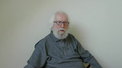 Snapshot of onanister chatting on February 5, 1:22 pm Somewhere over the rainbow online show from February 5, 1:22 pm