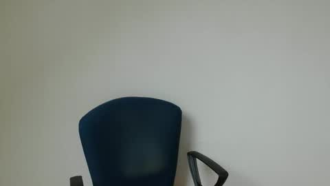 Snapshot of onanister chatting on February 6, 1:54 pm Somewhere over the rainbow online show from February 6, 1:54 pm