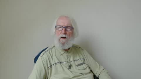 Snapshot of onanister chatting on February 11, 1:30 pm Somewhere over the rainbow online show from February 11, 1:30 pm