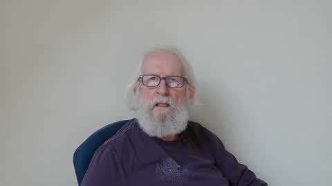 Snapshot of onanister chatting on March 1, 3:38 pm Somewhere over the rainbow online show from March 1, 3:38 pm