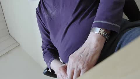 Snapshot of onanister chatting on March 4, 3:04 pm Somewhere over the rainbow online show from March 4, 3:04 pm