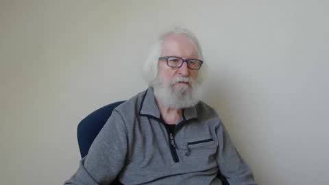 Snapshot of onanister chatting on March 7, 8:13 am Somewhere over the rainbow online show from March 7, 8:13 am