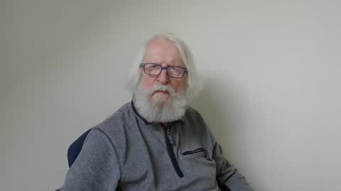 Snapshot of onanister chatting on March 10, 1:10 pm Somewhere over the rainbow online show from March 10, 1:10 pm