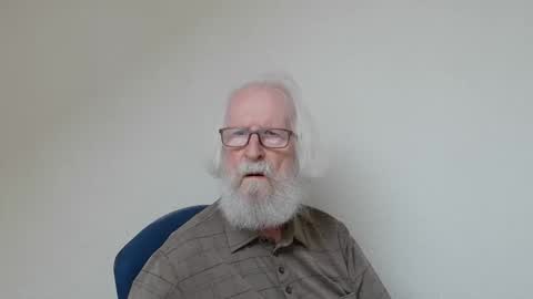 Snapshot of onanister chatting on September 25, 2:21 pm Somewhere over the rainbow online show from September 25, 2:21 pm