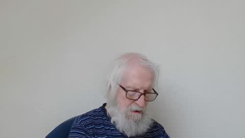 Snapshot of onanister chatting on October 2, 7:15 am Somewhere over the rainbow online show from October 2, 7:15 am