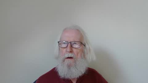 Snapshot of onanister chatting on October 28, 1:25 pm Somewhere over the rainbow online show from October 28, 1:25 pm