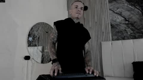     ... online show from April 12, 7:30 pm