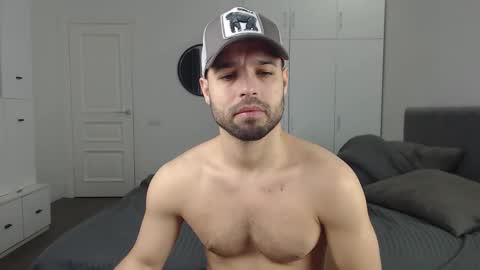 Snapshot of onebestlover chatting on February 26, 8:48 am onebestlover online show from February 26, 8:48 am