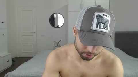 Snapshot of onebestlover chatting on March 6, 12:19 pm onebestlover online show from March 6, 12:19 pm