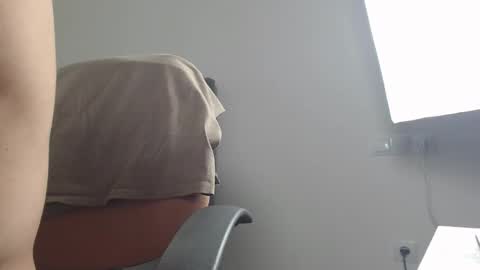 Snapshot of onebestlover chatting on March 12, 5:17 pm onebestlover online show from March 12, 5:17 pm