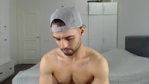 Snapshot of onebestlover chatting on September 15, 7:30 am onebestlover online show from September 15, 7:30 am