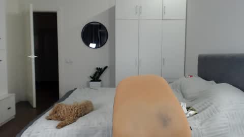 Snapshot of onebestlover chatting on September 18, 9:17 pm onebestlover online show from September 18, 9:17 pm