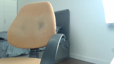 Snapshot of onebestlover chatting on September 23, 9:23 am onebestlover online show from September 23, 9:23 am