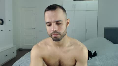 Snapshot of onebestlover chatting on September 27, 11:59 am onebestlover online show from September 27, 11:59 am