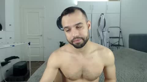 onebestlover online show from January 11, 8:52 am