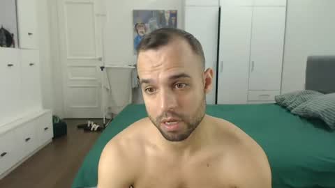 onebestlover online show from July 15, 10:20 am