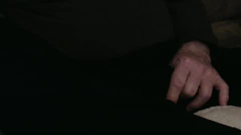 Snapshot of onehanglow chatting on January 13, 12:51 am Butch online show from January 13, 12:51 am