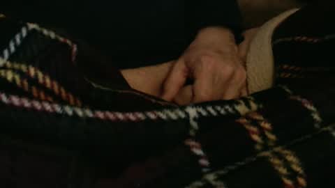 Snapshot of onehanglow chatting on February 16, 11:48 pm Butch online show from February 16, 11:48 pm