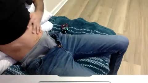 onehitwonder21 online show from February 14, 10:17 pm