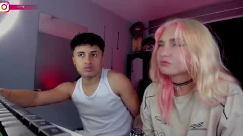 YIN MIGUEL online show from March 9, 9:14 pm