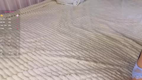 Snapshot of onemoreecall chatting on March 11, 5:13 pm Lexi online show from March 11, 5:13 pm