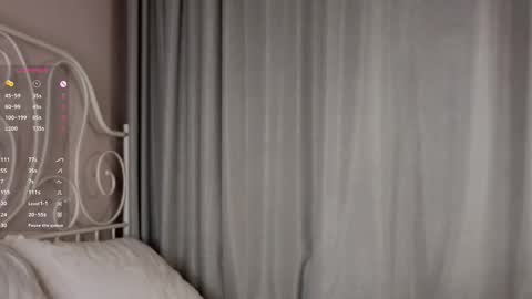 Snapshot of onemoreecall chatting on March 12, 1:08 pm Lexi online show from March 12, 1:08 pm