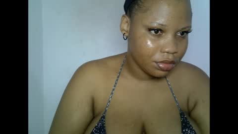 oneofdbestchubbygaloncb online show from May 11, 3:45 am